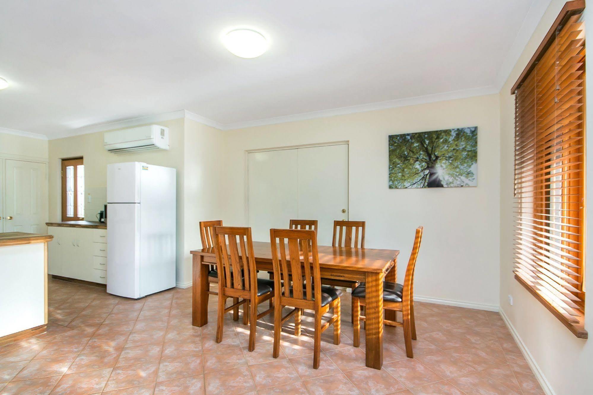 Coranda Lodge Armadale Bagian luar foto